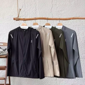 Chaqueta técnica On Running Jacket 4 colores