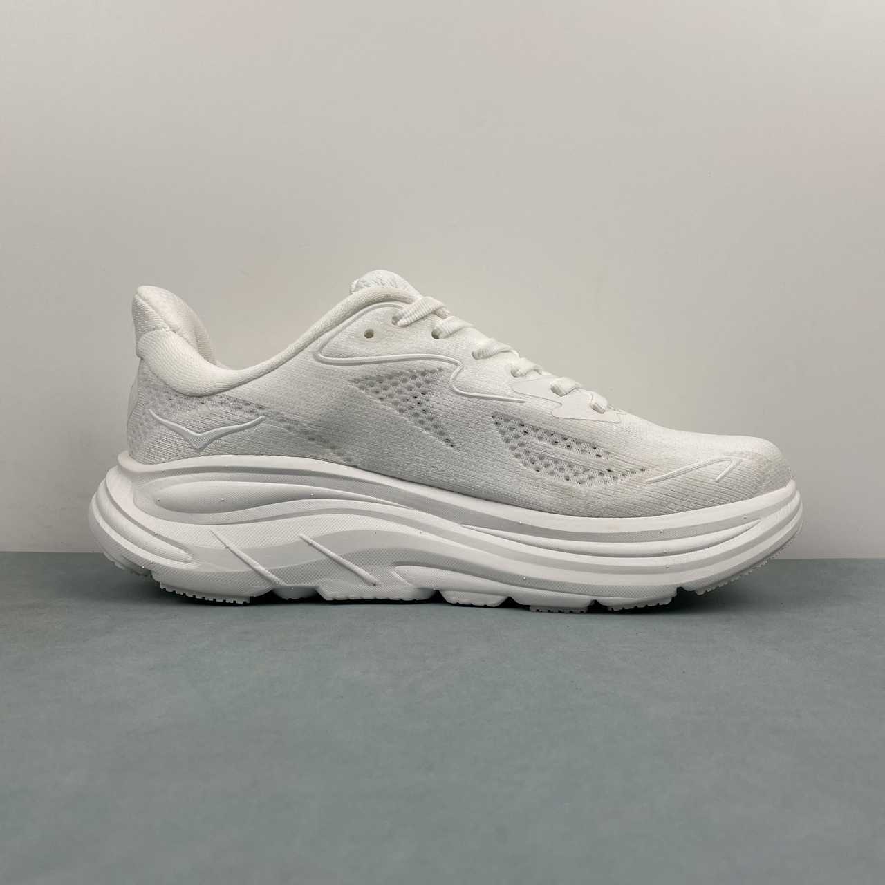 Hoka Clifton 10 All White - Imagen 6
