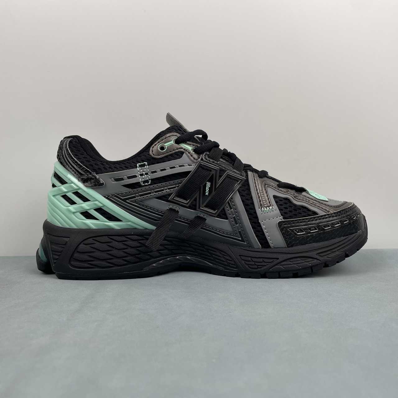 New balance 1906 Midnight Black - Imagen 4