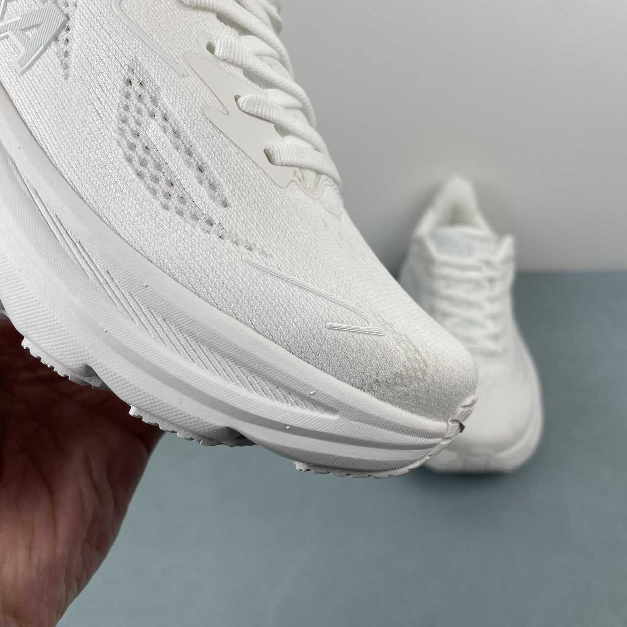 Hoka Clifton 10 All White - Imagen 4