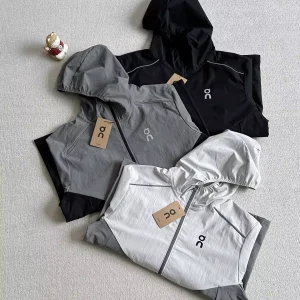 Chaqueta técnica On Running Jacket 3 colores