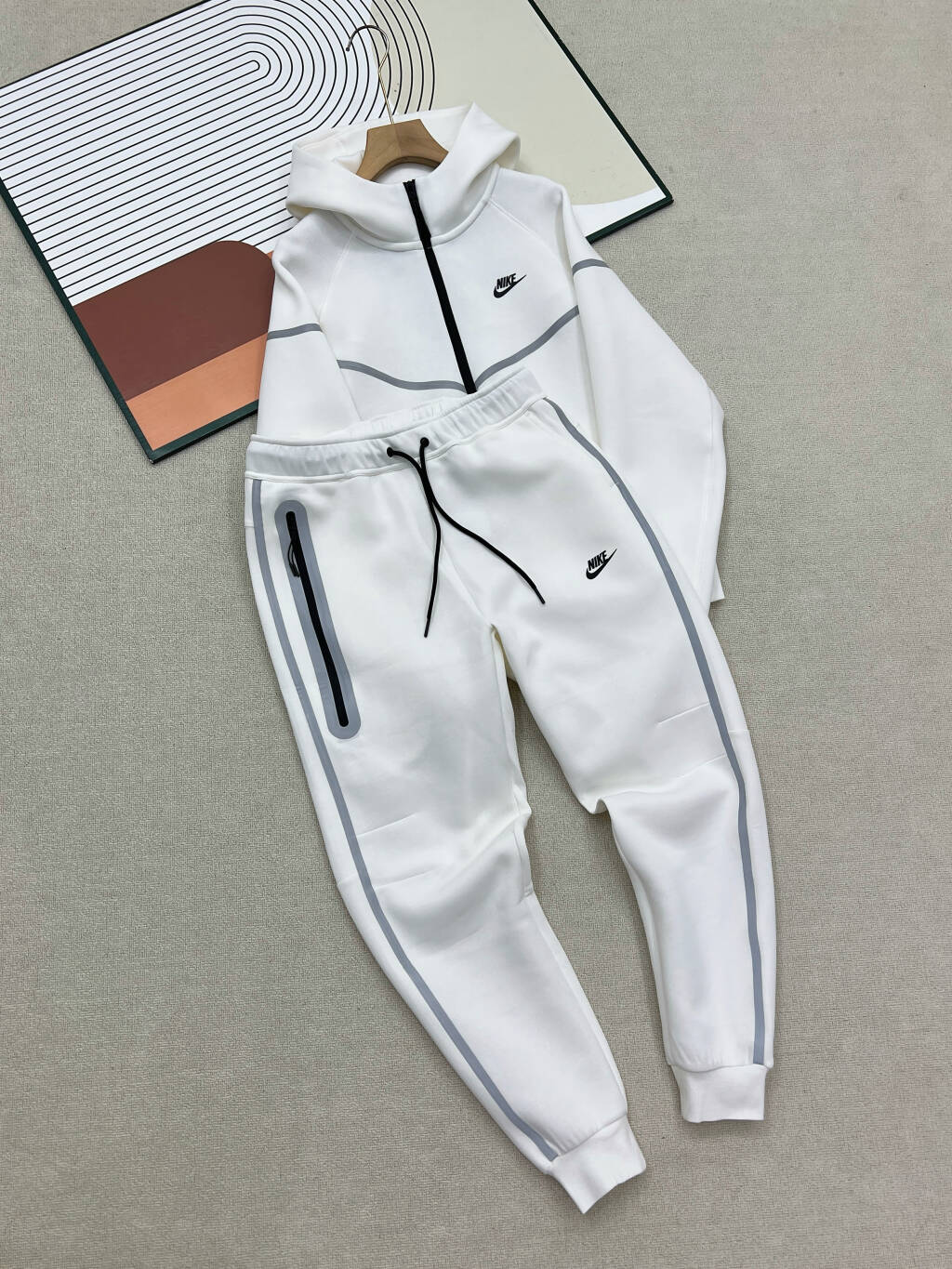Chándal Nike Tech Fleece reflectante - Imagen 7