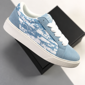 NUMERIS baby blue