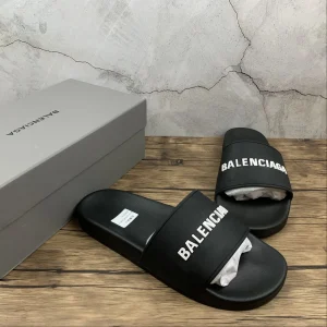 Chancla Balenciaga negro blanco talla 43 (ENVÍO 72 HORAS)